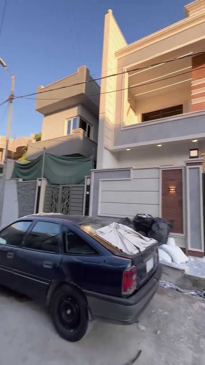 الدار للبيع /مشيرفة الثانيه /مساحة الدار 160متر /واجها 6ونص /طابقين 5غرف نوم بناء حديث /قرب مدرسة السندباد وقريب عل ش60/للأستفسار الاتصال عل الارقام ***********/***********/او مراسلة الصفحه
