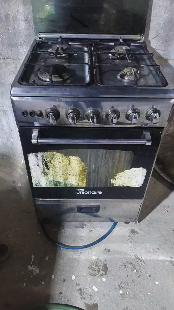 طباخ سعره 90وبي مجال بصيط***********
