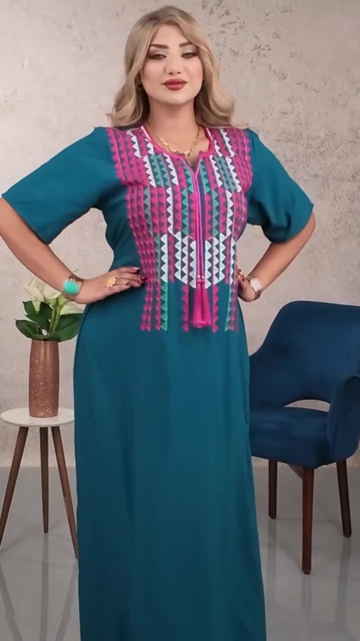 ☀️🌸 كوني مستعدة لصيف 2026 بإطلالة ناعمة ومميزة من حكاية وصل  🛍️✨
📲 ***********  واتساب أو فايبر
تشكيلة صيفية أنيقة تجمع بين الراحة، الجمال، والخامات الراقية… تصاميم مرتبة تناسب كل الأذواق وتخلي إطلالتك أجمل بكل بساطة 💃🌿

💰 الأسعار:
🔸 الطويلة: 15,000 دينار

🧵 الخامات المتوفرة:
🌾 كتان إسباني وفرنسي
🤍 قطن مراسي مصري فاخر

⭐ صناعة مصرية درجة أولى
🛒 متوفر جملة ومفرد
📦 توصيل إلى جميع المحافظات

🚚 أسعار التوصيل:
📍 بابل: 3,000 دينار
📍 باقي المحافظات: 5,000 دينار

📐 دليل المقاسات التقريبي:
🌷 سمول: من 45 إلى 55 كغم
🌷 رقم 1: من 55 إلى 70 كغم
🌷 رقم 2: من 70 إلى 90 كغم
🌷 رقم 3: من 90 إلى 115 كغم
🌷 رقم 4: من 115 إلى 140 كغم

💗 ويتوفر تفصيل قياسات خاصة حسب الطلب 💗

✨ سواء تحبين الإطلالة الهادئة أو الستايل المختلف، كوليكشن حكاية وصل هو اختيارك للصيف براحة وأناقة 🌸👗

📲 للطلب او الاستفسار : راسلينا من الزر اسفل المنشور او الاتصال على الارقام  التالية ⬇
📲 *********** واتساب أو فايبر
📲 *********** واتساب أو فايبر
