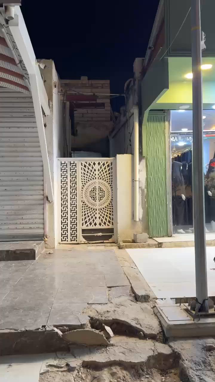 سلام عليكم بيت الايجار وسط القطاع يتكون من مشتملين وبيت كامل يصلح عياده طبيه أو صالون أو تجميل أو معهد أو مخزن أو شركه
الاستفسار ***********
