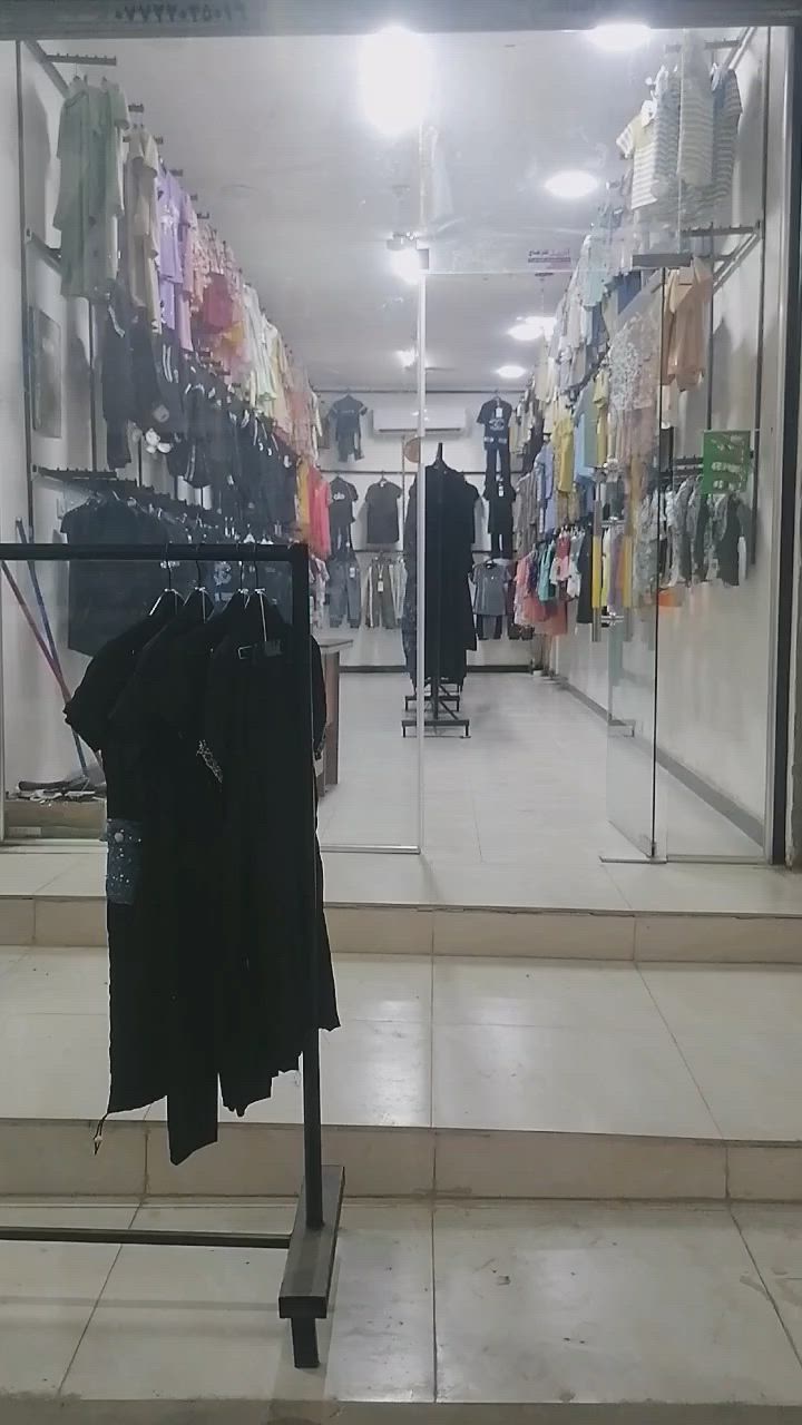 محل ملابس للبيع مع سبلت جديد و ستانات ملابس السلعه كله جديده صار ايام من انفتح


**إذا كنت صاحب هذا الإعلان وتريد حذفه لأي سبب، رجاءا أرسل رسالة إلى الدعم الفني**