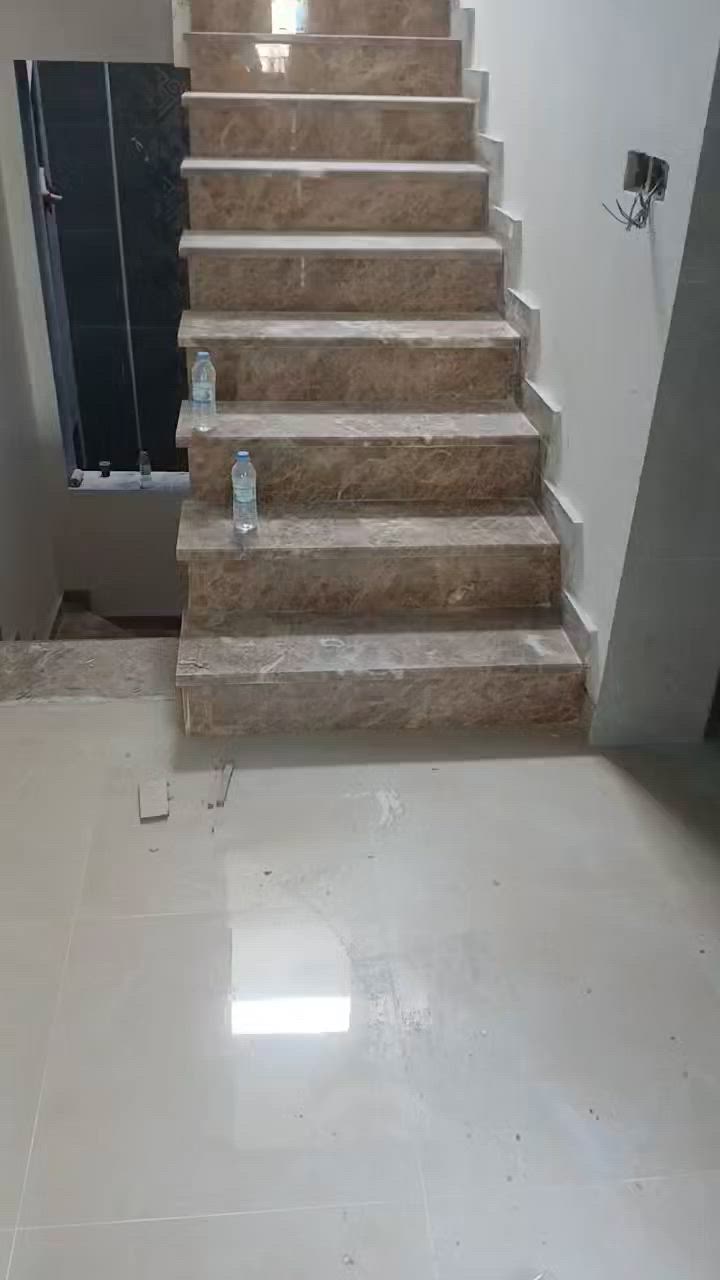 السلام عليكم كادر مصري لاعمال البورسلين والمرمر والسيراميك والكاشي شغل درجه اولى    ( ***********) واتساب وفون محمد المصري
