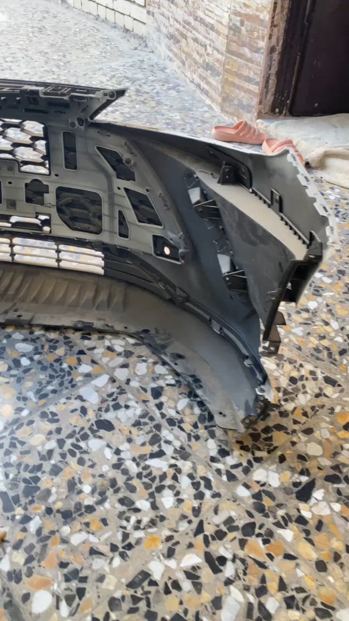 دعامية بي واي دي موديل BYD Qin Plus 2025 مال الشركة بيهة ضربة بالصفحة مثل ما واضح امامكم بيهة بس هاي لبضربة والباقي جديدة السعر 180 العنوان بغداد حي الكوفة قرب تقاطع كسرة وعطش رقم الهاتف فقط واتساب ***********