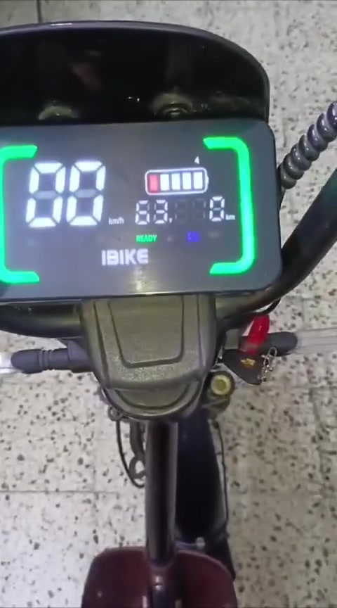 السلام عليكم ورحمة الله وبركاته دراجه شحن بحاله جيده جدا٥باتري جددتايرات جددالسعر٣٥٠ مكاني المحمودية ***********
