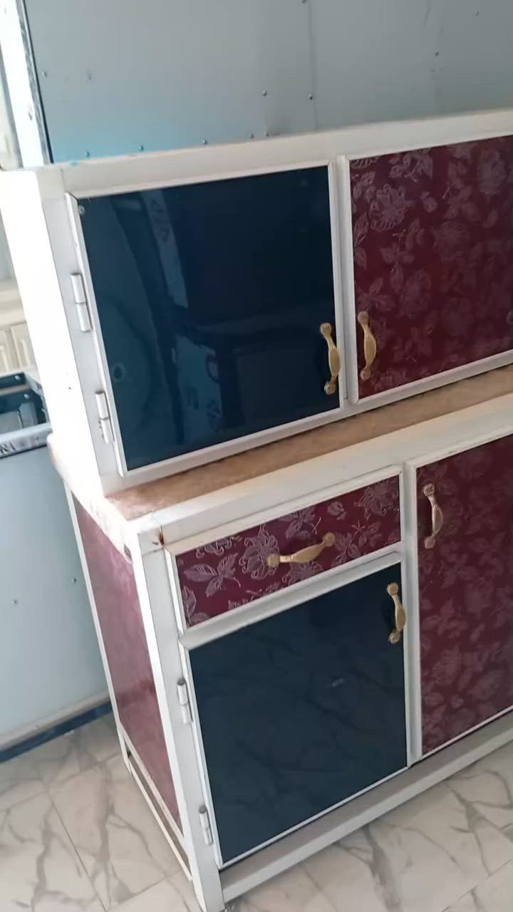 معمل ومعرض أبو فاطمه العنوان الحمزه الغربي المدحتيه حي العسكري قرب صيدلية الماس الرقم ***********
