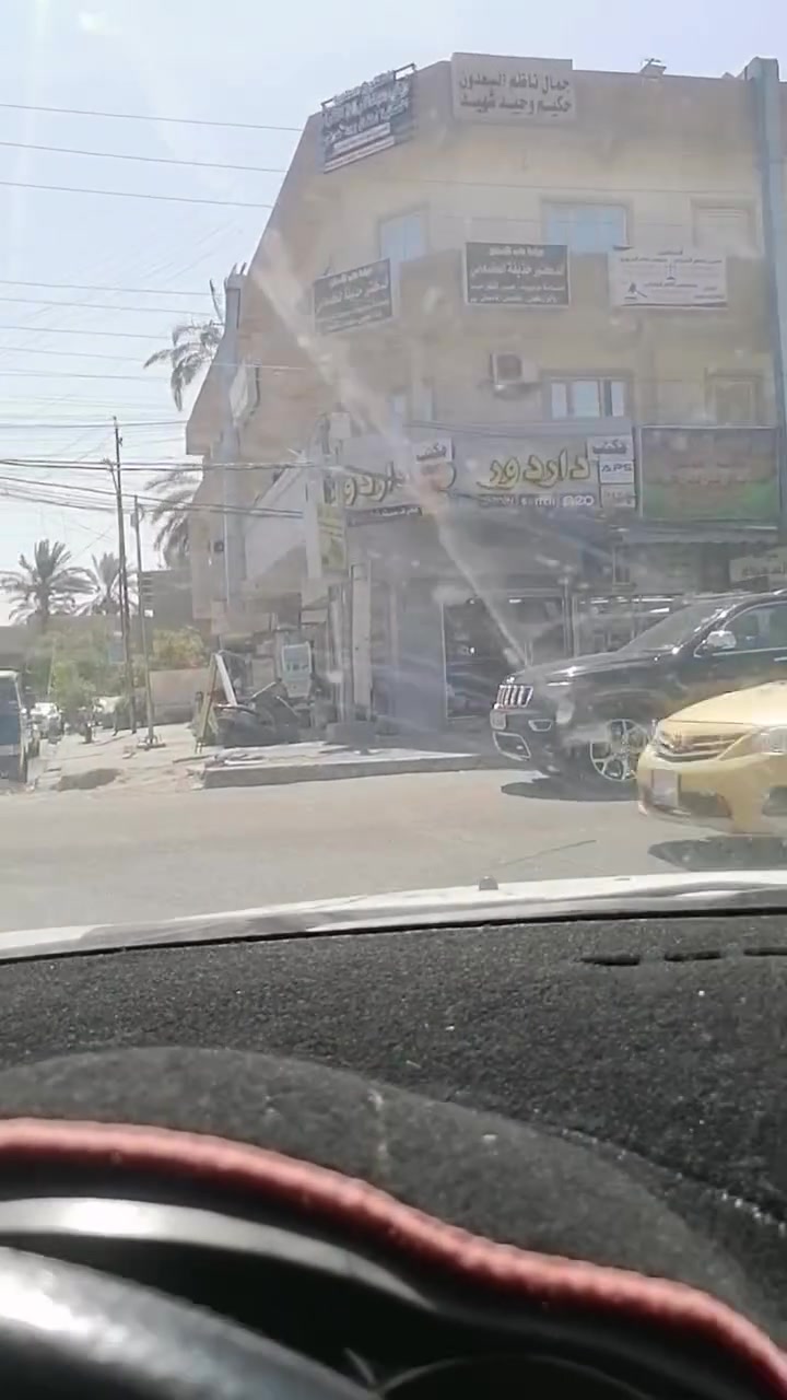 العقار للبيع
اولا.. دار في حي العدل خلف أسواق الربيع

     مساحه ٦٦٨ م   قريب على الشارع الرئيسي

ثانيأ...  دار في مدينة الكاظميه 

       شارع المشاط  قرب حديقة جنه عدن
للاستفسار ***********
