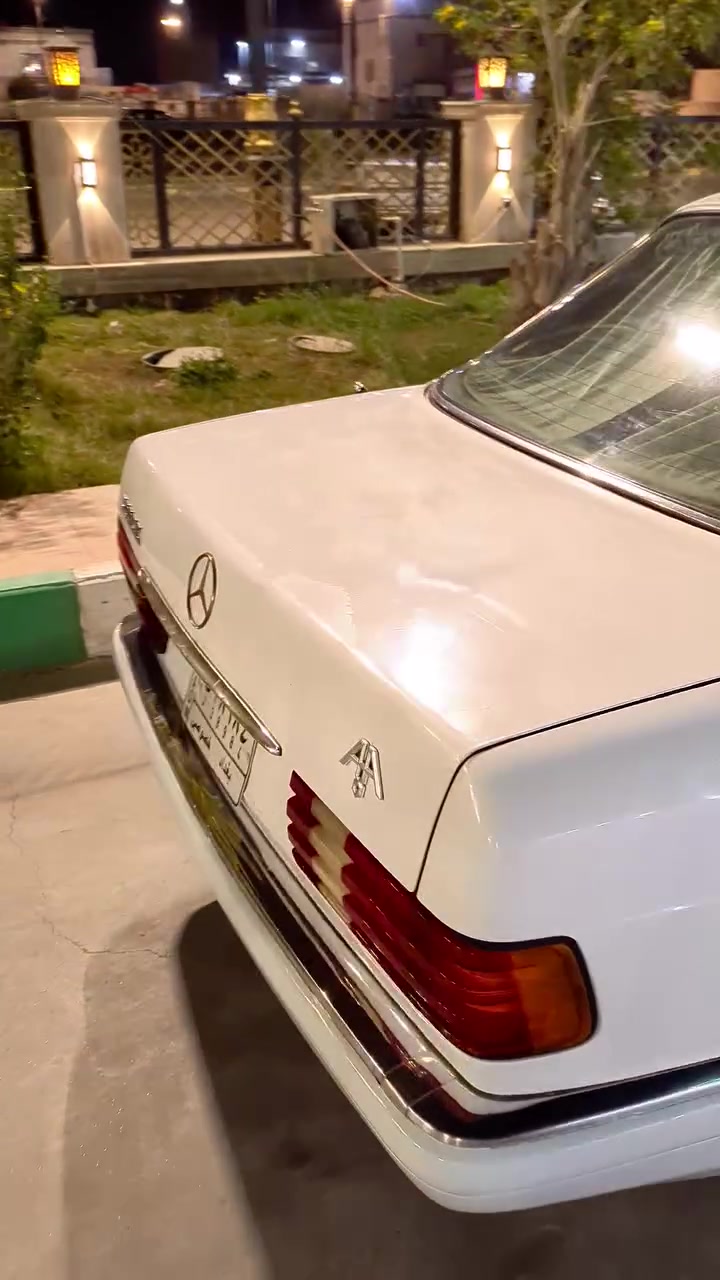 السلام عليكم
مارسدس جامبو 300 باب قصير موديل 1986 
محور 3000vvt 
تخم تاير جديد مع السبير
غرفة نظيفة 
قواعد دبل بلاد 
السيارة مكانها ميسان العمارة 
السعر 45 مستعجل ع البيع محتاج فلوس
*********** وخاص موجود
