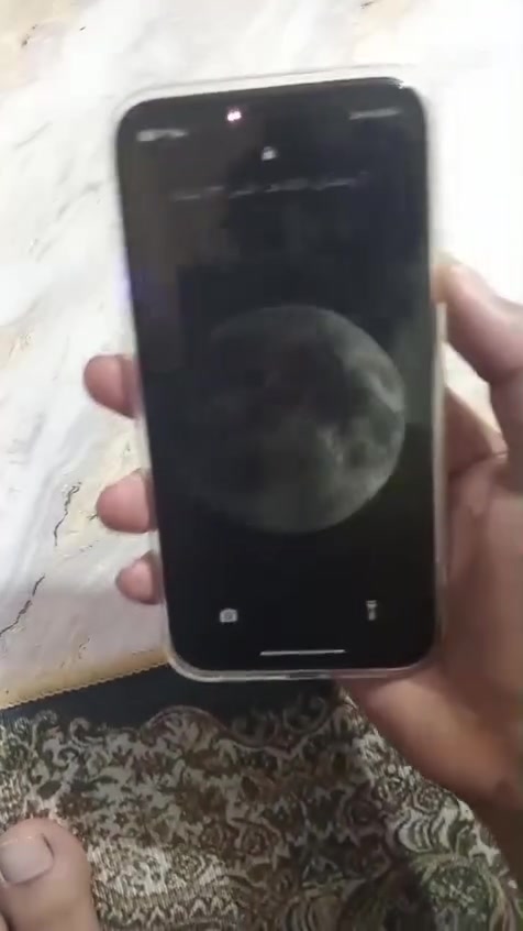 سلام عليكم ايفون 11 عادي مبدل شاشه نوعيه زينه وبطاريه مبدله الباقي مكفول مابي شي ذاكره128 بصمه وجه شغاله وكلشي شغال بس من بدلت البطاريه الشاشه ما كعدت بمكانها عدل تودي لواحد يفتحه ويشده يرجع بلاد بلاش يسونه بس شاشه وبطاريه مبدل عنواني بصره المعقل سعره170 بي مجال للشراي تواصل ع رقم ***********
