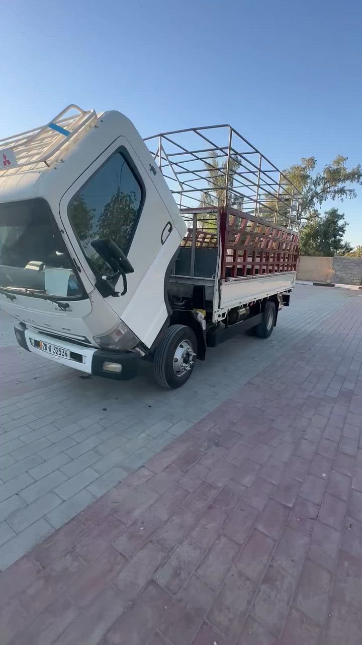يا الله أخوان كنتر محسن كويتي موديل 2018 رقم نجف دولي تحويل مباشر سياره كفاله عامه من كلشي محجر تفصال سقيفه تاير ١٧ ونص كامله مكمله ومال جناي مكانه كربلاء الحسينيه *********** ترهم مراوس بفحل سعره ٢١٨ وابيه مجال قليل
