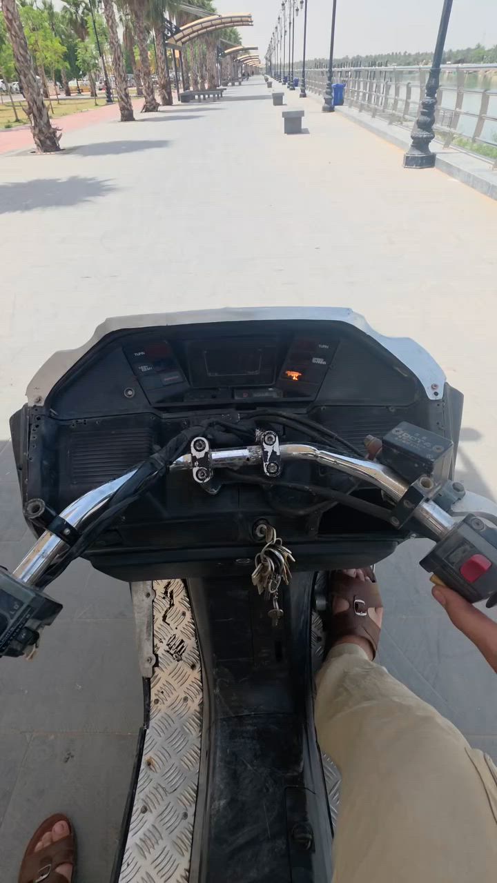 فقط بيع
للبيع فيوجن cn250 مستعجل ع البيع 
دراجه مال جناي محرك شرط بلادي مفتوح فقط تبديل زنجيل لا تنقيص لا تبخير دراجه كامله وكل شي شغال صالنصه جديده تايرات جدد تبديلة دهن ومي راديتر 
السعر مال متوازي 500 مو سعرها بس متوازي قفل🔐 
***********
