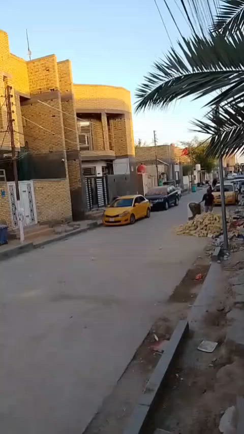 اسلام عليكم أقره منشور الاخير 📣📣🔴علمود تعرف التفاصيل بيت 110متر خلفي بناء درجه اولى من كلشي بيبان ضد الصوت سيراميك هندي يعني اني مشتغله الي وبيدي مال عمر صب كونكريت طابقين 3غرف صالتين ديكورات يعني بيت مرتب مرتب وبنص الولاية بتضحيه حي الأمن الداخلي شارع عياده ستداره ثانيه فرع مخبز ام البنين مدارس بتدائيه ومتوسطة راس الركن مال الفرع  مخابز سوك محلات رفات  صيدليات عيادات كلشي يعني امين ماتميل تغرف  يمك تبليط صب فرع البيت مولد نت ضوئي باب البيت البيت مطلوب مبادره سحبت وبنيت بيدي السعر الكلي 125 تطيني بيدي 70 يبقن الباقي  الفلوس ع مبادره اسددهم كل شهر 241 يعني اعتبر مشتري بيت العمر  بل اقصاد  اي ستفسار الاتصال بصاحب البيت لا مكتب ولا دلاليه منك الصاحب الدار ***********
