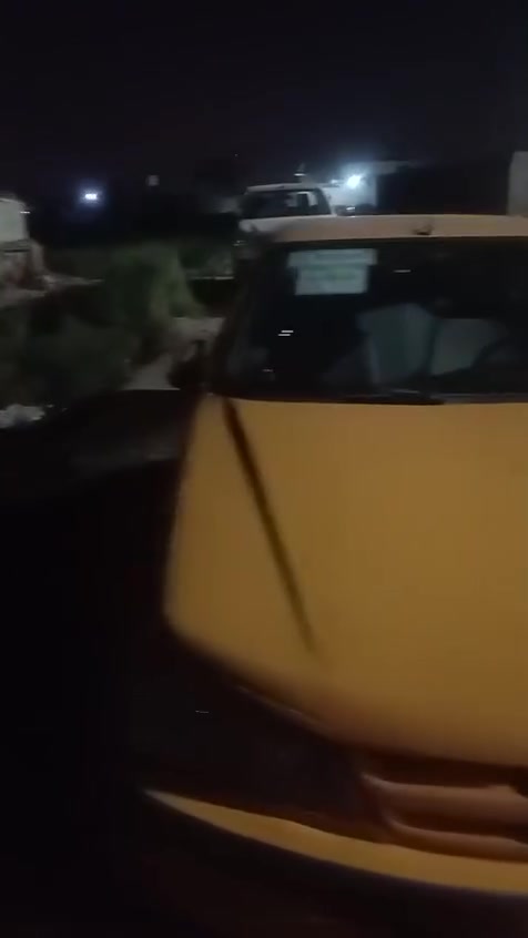 السلام عليكم بيجو بارص ٢٠١٥ سياره كير محرك تبريد تخم تاير حداديه أمامي خلفي رقم بغداد سنويه ٢٧ لاتبديل ولصبغ بس الدواير دوشمه نحله سياره كلش حلوه ماناقصه شي كبل لشارع تحويل ثاني يوم العنوان بغداد الزعفرانية *********** وتساب بي السعر ٤٠ بيه مجال بسيط حك الجيه
