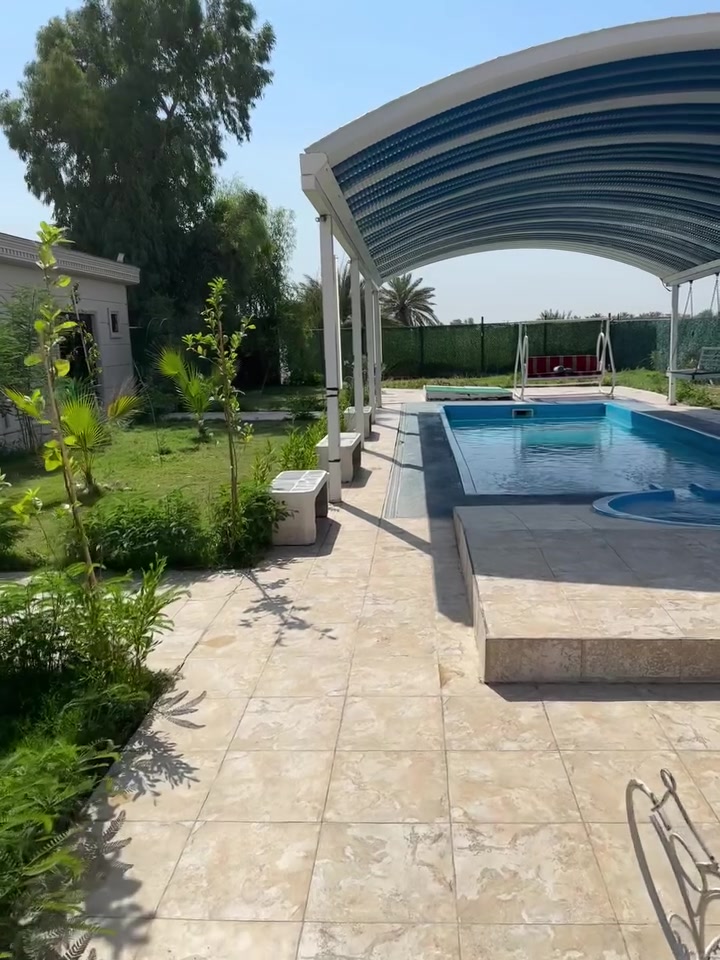 مزرعه زهور بغداد 🌺
إحجز مزرعتك وتمتع بالخصوصية التامَّة 🥰

يتوفرُ جميعُ الخدمات التي تخطرُ على بالكم مع أجواءِ الطبيعةِ الخلابةِ الساحره 😎

مميزاتُ زهور بغداد 🌸
2.التيار الكهربائي على مدار 24 ساعةٍ كاملة دون إنقطاع ويتوفرُ فيه مولدة كهربائية ☺️

4.مسبح خاص للكبار حجم 10 في 5 متر 
 مع مسبح للأطفال🏊
5.يحتوي منتجعنا على ألعابٍ للطفال والعاب للكبار (( منضدة 🏓 + فيشه ))

6.صالة  مؤثثة ومكيفة + غرفة نوم مؤثثة ومكيفة + مطبخ على الطراز الإيطالي مؤثث بشكلٍ كامل 😍

7.جلساتٌ خارجية من الطراز الفاخر جداً 
جلسات عربية
 ي

8.مكانٌ مخصص للشواء مجهز بجميع الإحتياجات الخاصة لذلك 😍

9.مجموعة صحيات داخلية وخارجية متكاملة 

10.تتوفر سماعات سستم صوت عالي النقاوة 🎵 
11.علماً يتم تعقيم المكان بشكلٍ كامل بعد كل إستخدام 😷 
ملاحظة مهمة جدا جدا :؛
المزرعه داخل بغداد يعني ماكو طريق خارجي ولا طريق طويل 📍🪶

إحجز ☀️ إسبح 🏊 إشوي 🐟 وإقض أحلى وأمتع الأوقات مع عائلتك في أجواءٍ صيفية جميلة 

#العنوان بغداد الكرخ حي الجهاد المكاسب
قرب مطار بغداد الدولي
***********
