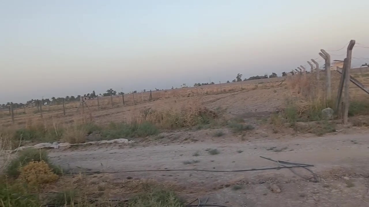 سلام عليكم نصف دونم للبيع للاتصال ***********
