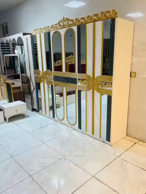 من أجمل وافخم🔥 الغرف التركي🇹🇷 بأسعار تنافسية 💫الجمال في أبهى صوره 😍غرفة تركية حديثة 🎊
بلون مميز +اناره✨ شغالة
🇹🇷 نضام كنتور ابواب 💥 ،تتكون من ٩قطعة 
نظافتها 90% سعره 💥فقط  650💥
شدّ ونقل مجاناً داخل ✨بغداد
توصيل داخل المحافظات بأسعار  مناسبة💫
من أجمل وافخم🔥 الغرف التركي🇹🇷 بأسعار تنافسية 💫الجمال في أبهى صوره 😍غرفة تركية حديثة 🎊 حجز على وتساب*********** تابعو صفحه
