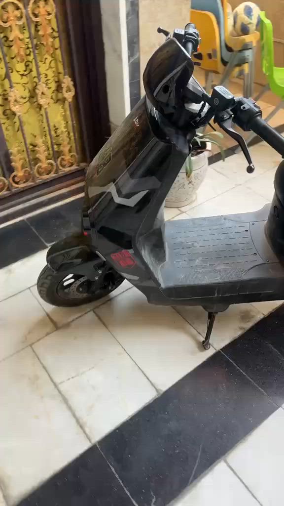 سلام عليكم
دراجه شحن للبيع ABK سويجين دراجه نضيفه بيه نظام لرجوع للخلف ماشيه 1000 زيرو 6 بطاريات
سعر 700 وبيه مجال قليل 
للاتصال على رقم ***********
