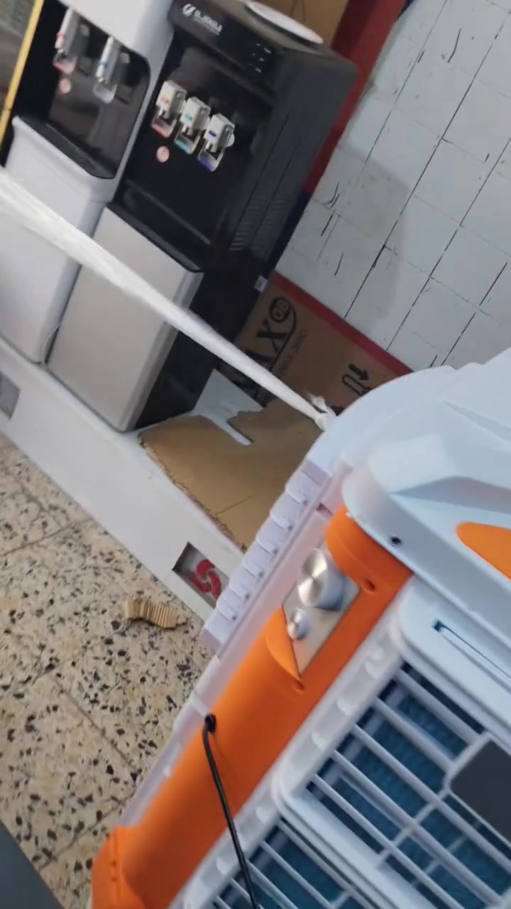 ***********
