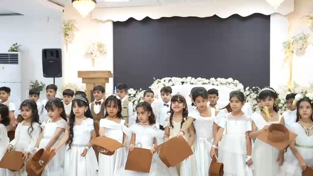 مبارك لأميراتنا وفرساننا الصغار، ونتمنى لهم مستقبلاً باهراً مليئاً بالنجاحات! 🎓❤️

شيلوا همّ "الأول ابتدائي".. أطفال دجلة صاروا مستعدين! 🎓✨روضة ومعهد وحضانة دجلة الاهلية
كلنا نعرف رهبة السنة الأولى بالمدرسة، ولهذا السبب بـ #روضة_دجلة 

ما نكتفي بس بالأساسيات. بعد ما أتقنوا أطفالنا الأحرف والأرقام، صرنا حالياً ندرسهم منهج الأول ابتدائي. 📝

لماذا اخترنا هذا المنهج؟

1️⃣ حتى نكسر حاجز الخوف من المدرسة.
2️⃣ لضمان تفوقهم الدراسي من اليوم الأول.
3️⃣ لترسيخ المعلومات بأسلوبنا الممتع والسهل.
بـ "دجلة".. طفلكم يروح للمدرسة وهو "الأول" دائماً. ❤️

📍 [حي دجلة /شارع المعارض /خلف بانزين خانة حي النصر ]
📞 [***********]
روضة ومعهد وحضانة دجلة الاهلية
روضة ومعهد وحضانة دجلة
