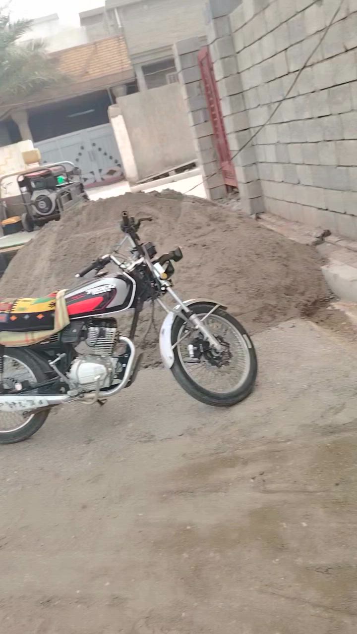 ونجي.  تصعيد مواد البناء. و تصعيد تراب صطوح.   +
تنضيف نقاذ بيوت + تدخيل سبيس + حدل.      
تنزيل تراب صطح قديم جميع المواد تصعيد طابوك +رمل كلشي نشتغل الخاص مفتوح رقم بس اتصل بكل وقت نطلع ***********
