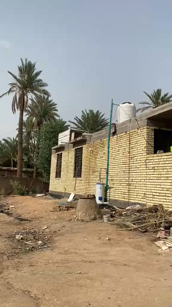السلام عليكم دونم للبيع المكان محافظة كربلاء المقدسة الابراهيمية طريق حله كربلاء يبعد عن الشارع العام كيلو يتكون من بيت بناء حديث ٣٠٠متر بيت بداخل الدونم صاله واستقبال طول ١٢ متر واربع غرف صحبات داخليه خارجية وخمس غرف نوم بناء حديث السعر خاص
مكلف بالنشر


**إذا كنت صاحب هذا الإعلان وتريد حذفه لأي سبب، رجاءا أرسل رسالة إلى الدعم الفني**