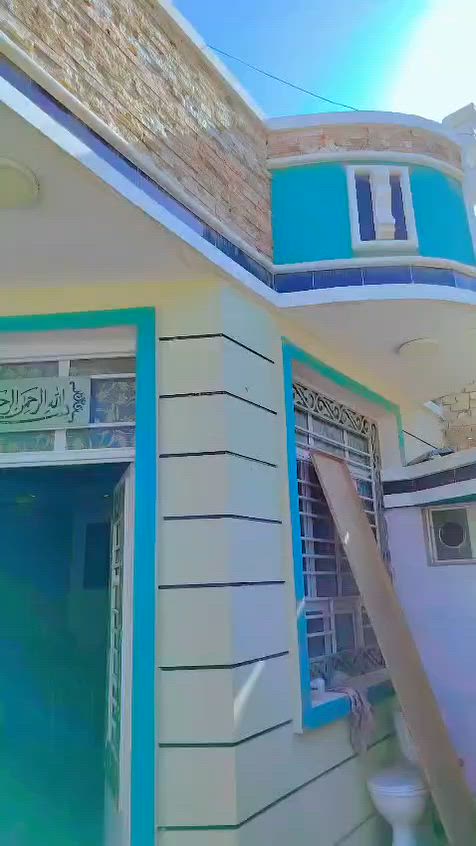 السلام عليكم عندي بيت 150 طابقين متر طابو ملك صرف ركن جديد بيت نضافه 100‎%‎ زعفرانيه شارع الكهرباء يم حسينيه الامام المهدي واجهه 10 نزال 15 ركن مربع تكمله تصوير بالخاص 
***********
