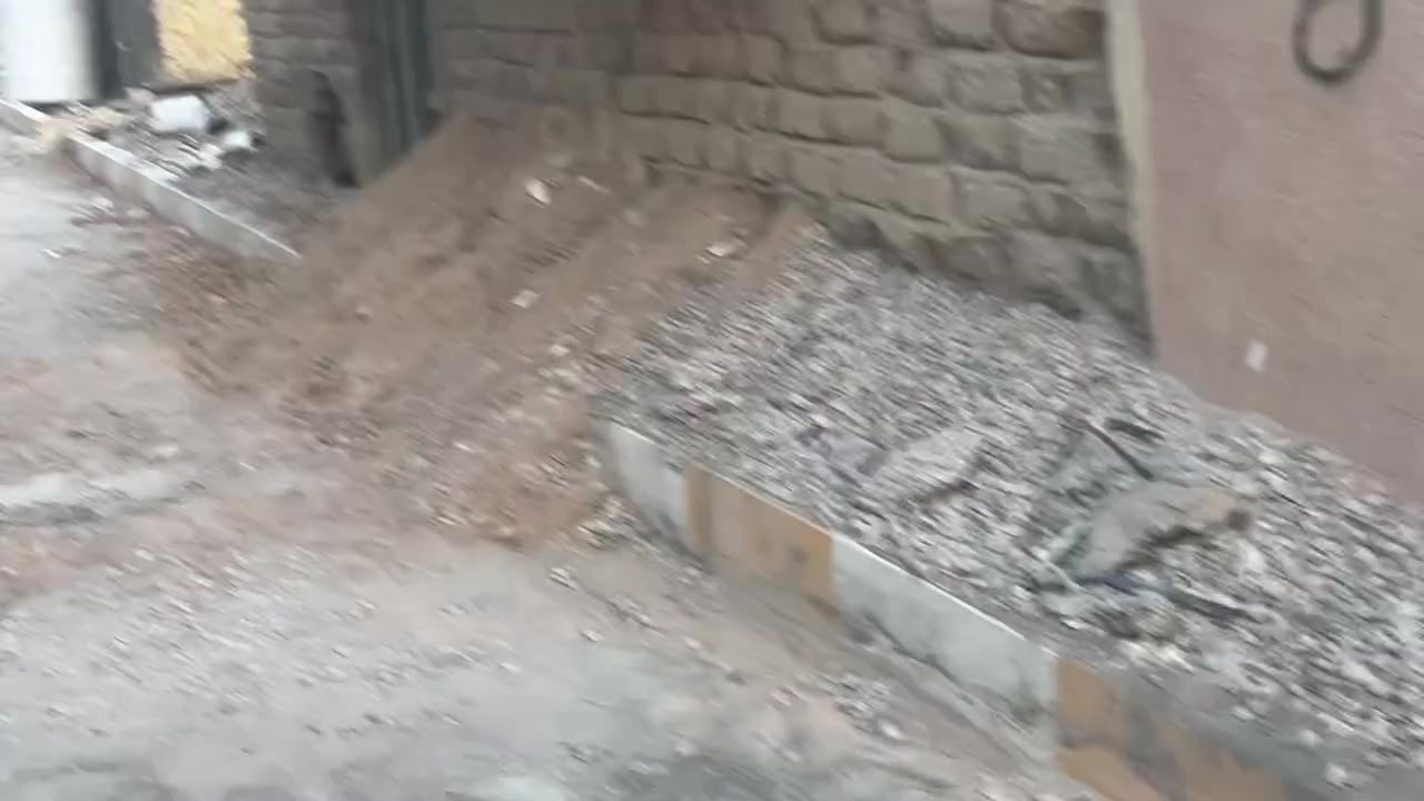 سلام عليكم قطعة طابو للبيع مكانها خلف مدرسة زنوبيا الجديدة الحالية كافة الخدمات ماء وكهرباء ومجاري وتبليط بلباب المساحة 144 متر والسعر 40 مليون للاستفسار *********** اتصال او واتساب
