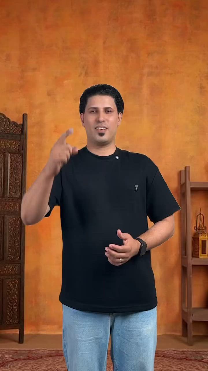 الهاتف الاقوى والافضل بالعالم من ناحيه التصوير  الاحترافي🥰🥰 
#_تكنو_كامون_50_ألترا -  Tecno Camon 50 Ultra
ابدا ما يحتاج كاميرا 🥰🥰لان كاميرته من شركه سوني 3 كاميرات 50 ميكا بكسل 

المواصفات:
📱 الشاشة: 6.78 بوصة - 144 هرتز - AMOLED.
🎫 عدد الشرائح: 2 شريحة إتصال نوع Nano SIM ،  بالإضافة إلى دعم الشريحة الإلكترونية eSIM

⚙️ المعالج: Mediatek Dimensity 7400 Ultimate.

◾ نظام التشغيل: أندرويد 16 ، مع دعم 3 سنوات من تحديثات النظام.

📱 واجهة المستخدم: HIOS 16.
💿 الذاكرة: 12/512 رام ، 8/512 رام  ، 12/256 رام ، 8/256 رام ، 

📷 الكاميرا الخلفية: 50+50+8  م.ب - تصوير فيديو بدقة 4K (بمعدل 30 إطار) • دقة FHD (بمعدل 30/60 إطار).
📷 الكاميرا الأمامية: 20 م.ب. - تصوير فيديو بدقة 4K (بمعدل 30 إطار)
• دقة FHD (بمعدل 30/60 إطار).

🔊 السماعات الخارجية: يدعم 2 سماعات ستيريو.
🔒 وسائل الأمان والحماية: مستشعر بصمة الأصابع (مدمج في الشاشة) • التعرف على الوجه • النمط  • الرقم السري • كلمة السر.
💧 مقاومة الماء والغبار: IP68/IP69K.
🔋 البطارية: 6500 مللي أمبير - الشحن السريع 45 واط.
السعـــــــــــــر 599 الف 
يوجد توصيل إلى جميع أنحاء العراق


**إذا كنت صاحب هذا الإعلان وتريد حذفه لأي سبب، رجاءا أرسل رسالة إلى الدعم الفني**