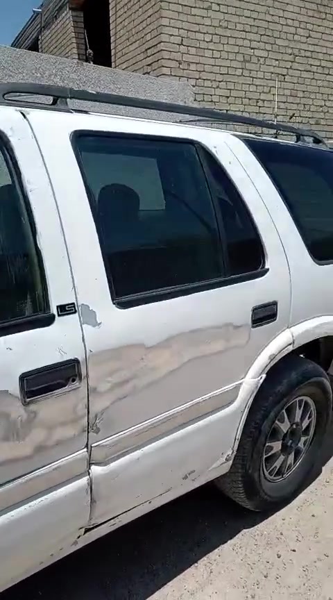 السلام عليكم جمسي موديل 2000 السياره جاهزه من كلشي مكينه كير حداديه ترايك وين معيعجبك امانه بيهه نعومه كلش حلوه كهربائيات شغاله كلهه السعر 35 رقمي ***********
