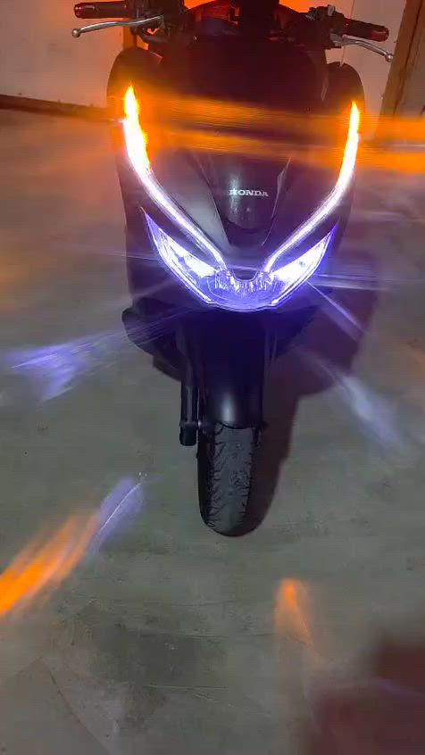 سلام عليكم دراجة pcx جيل ثالث كفالة عامة بصمة يدات تتفئة حساس ازدحام ماشية 20 حقيقي اوراق كاملة 

بغداد حي النصر
***********
