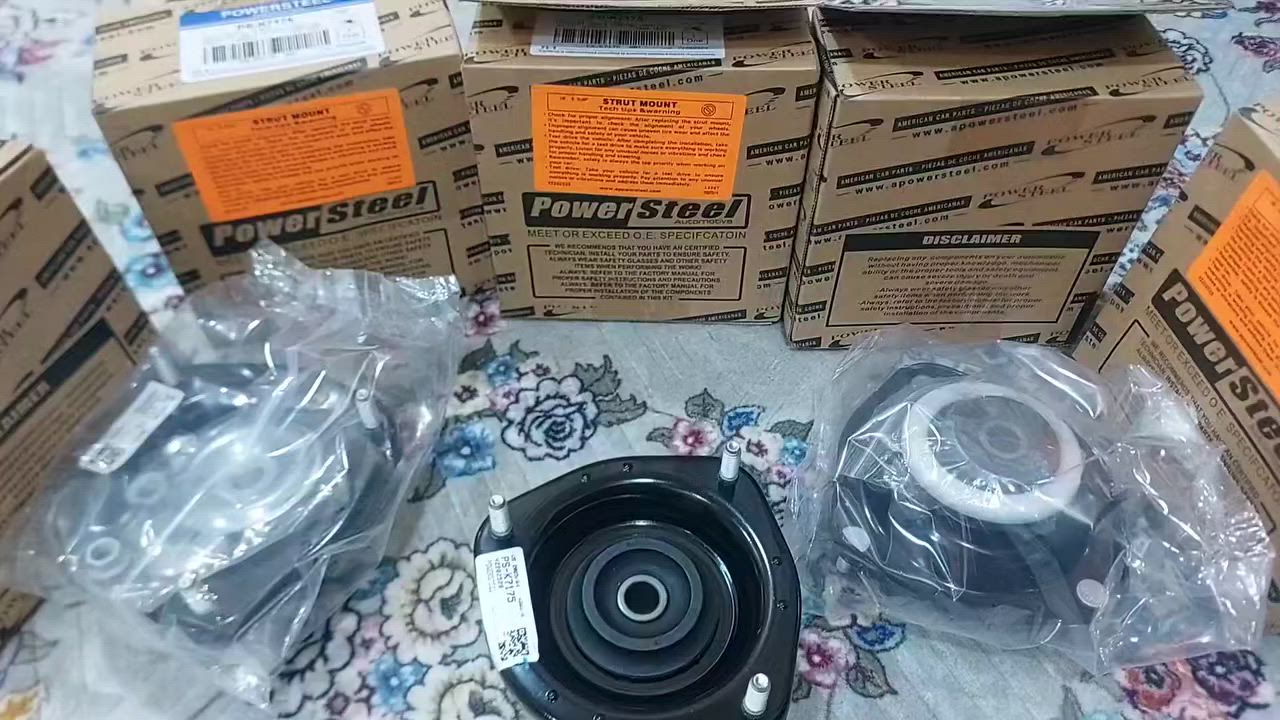 السلام عليكم.  قواعد دبل اصلية لسيارات كلايزر7راكب موديلات 91_95. سعر القطعة30الف كما يوجد لدينا توصيل لجميع المحافظات وتساب او اتصال ***********
