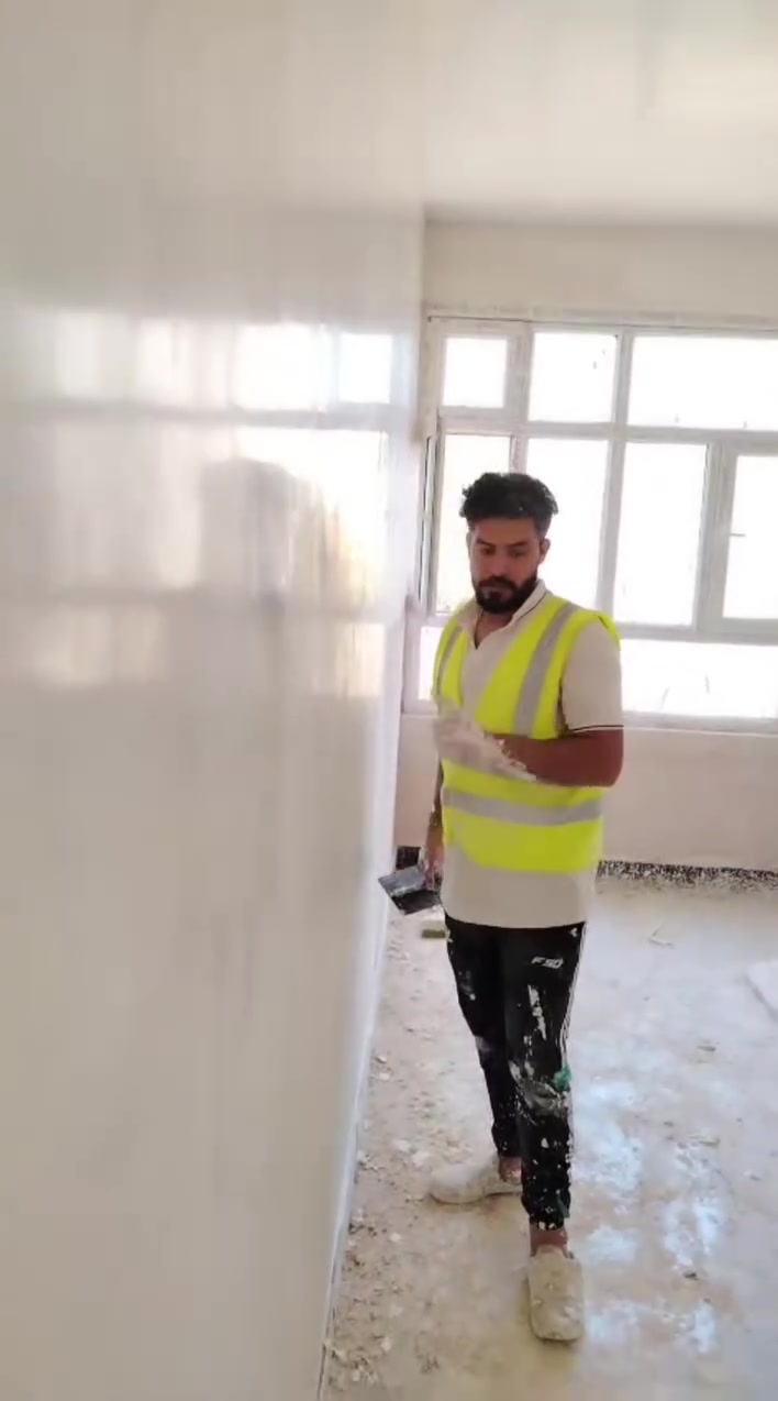 متفرغ حالياً بل يوميه وعل متر ***********
