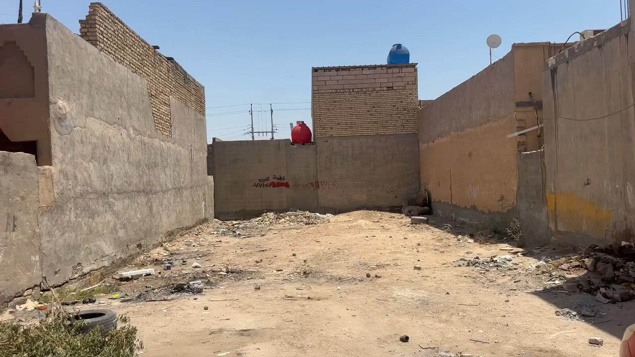 قطعه بالعسكري 13تجاريه ع شارع العام بسعر جدا مناسب
المساحة 250 

نزل 25

واجهه 10

السعر 225

‭

***********
