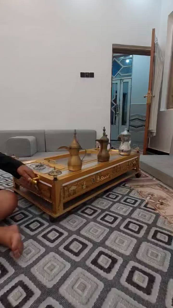 السلام عليكم
منقل متنقل للبيع السعر 175الف قابل للتفاوض 
يعمل بنظام الكهرباء والغاز ويوجد مكان للفحم 
ملاحظه الدلال ليس للبيع 
***********
