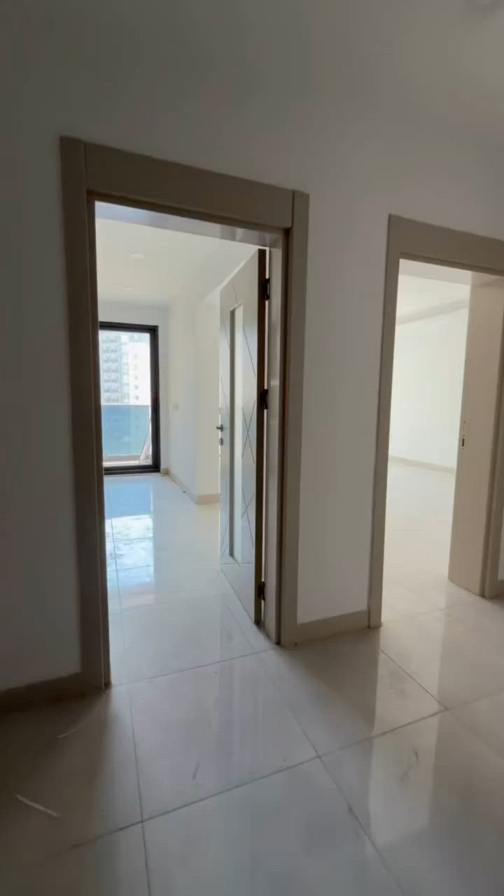 🏢 شقة للإيجار في مجمع النسيم السكني
📐 المساحة: 140 م²
🛏️ غرفتا نوم
⬆️ الطابق: 10
✨ الشقة تحتوي على مطبخ مجهز بالكامل: ✔️ طباخ
✔️ مرشحة ماء
✔️ مايكروويف
✔️ أوفن
💰 الإيجار: 1,200,000 دينار شهرياً
📌 الدفع: مقدم 3 أشهر
📞 للاستفسار: ***********

