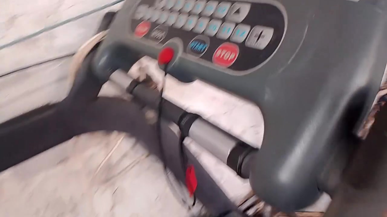 جهاز باله نظيف مستعجل على بيعته مكان ماعندي سبب بيعه سعره ٤٠٠ بيه مجال سعره ٨٠٠ مشتراته ***********
