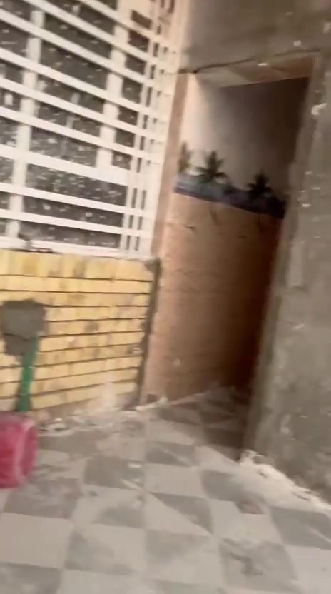موقع 📍حي الكوفه 
بيت للبيع مساحة📐 350م
زراعي 
غرفتين نوم 🛏
صاله🖼
مطبخ 🍽
استقبال 🏛
صحيات🪞
بيت بناء حديث وجاهز 
مقابيل الملعب الجديد 🏟
كلشي موضح بالفيديو 🎥
الوسيط العقاري              السعر خاص
***********☎ واتساب 
عندك عقار تريد تعرضه عليك بس دز تفاصيل والباقي علينه
