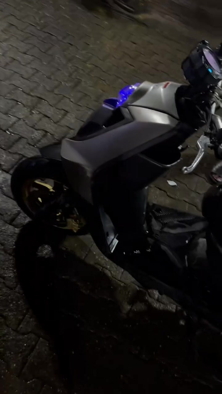 السلام عليكم
سكنس جبلي 3اشهر  نازله من الرمبه كفاله عامه كهربائيات ومكينه وكشر
*ستيرن رياضي بلادي
*بك لايت بلادي
*قبق فلاوين رياضي بلادي
*تاير خلفي رياضي بلادي
*الدراجه سويج وبصمه بلادي
*مازده رياضي بلادي
هورن بوق بلادي 
السعر 1350
📞 ***********
