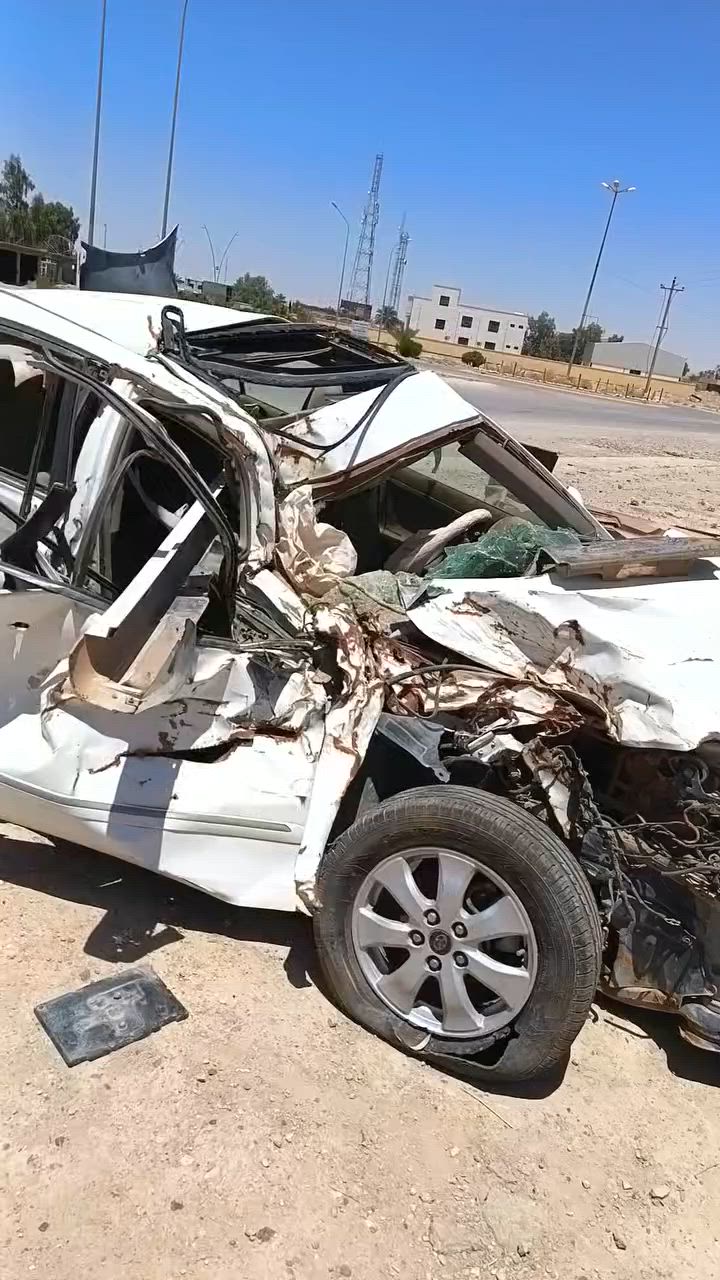 السلام عليكم من رخصه الأدمن المحترم....
كامري موديل 2008 بيها حادث مثل ماوضح بالصوره للبيع كامل او تفصيخ للأستفسار اكثر اتصل بالرقم 
***********

