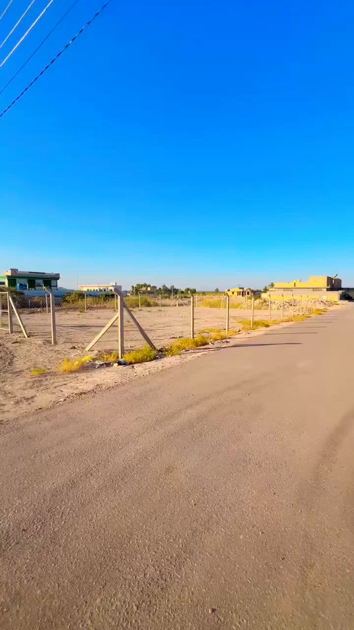 ✨ عقارات الأسد ✨

📍 قرب بوابة الحلة (الفندية)

تتوفر حالياً عدة عروض مميزة لقطع أراضٍ للبيع بمواقع حيوية ومناسبة للسكن أو الاستثمار.

🏡 4 قطع أراضٍ للبيع — جميعها بسند 25

1️⃣ العرض الأول
▫️ المساحة: 600 م²
▫️ الواجهة: 20 م
▫️ النزال: 30 م
▫️ تجاري
▫️ تحويل مباشر

2️⃣ العرض الثاني
▫️ المساحة: 420 م²
▫️ الواجهة: 35 م
▫️ النزال: 12 م
💰 السعر: 70 مليون
✅ قابل للتفاوض بشكل بسيط

3️⃣ العرض الثالث
▫️ المساحة: 200 م²
▫️ الواجهة: 16 م
▫️ النزال: 13 م
▫️ ثاني قطعة عن خدمي الفندية
💰 السعر: 43 مليون
✅ قابل للتفاوض

4️⃣ العرض الرابع
▫️ الواجهة: 10 م
▫️ النزال: 20 م
💰 السعر: 25 مليون
✅ قابل للتفاوض
📍موقع مميزوحيوي

📢 تنويه مهم

حرصاً على الوضوح مع الجميع، تم إدراج الأسعار ضمن تفاصيل العروض.

نرجو من الأخوة المتابعين الكرام الالتزام بالاحترام في التعليقات، والابتعاد عن الاستهزاء أو التعليقات غير الجادة.

للاستفسار أو التفاوض يرجى التواصل على الخاص، وأهلاً وسهلاً بالجميع.

الاتصال على الارقام التاليه او زياره #مكتب #عقارات #الاسد
الكائن في قضاء المحاويل حي ١٧ قرب #مقهى الصياد

***********/ ***********/ ابواسد.
