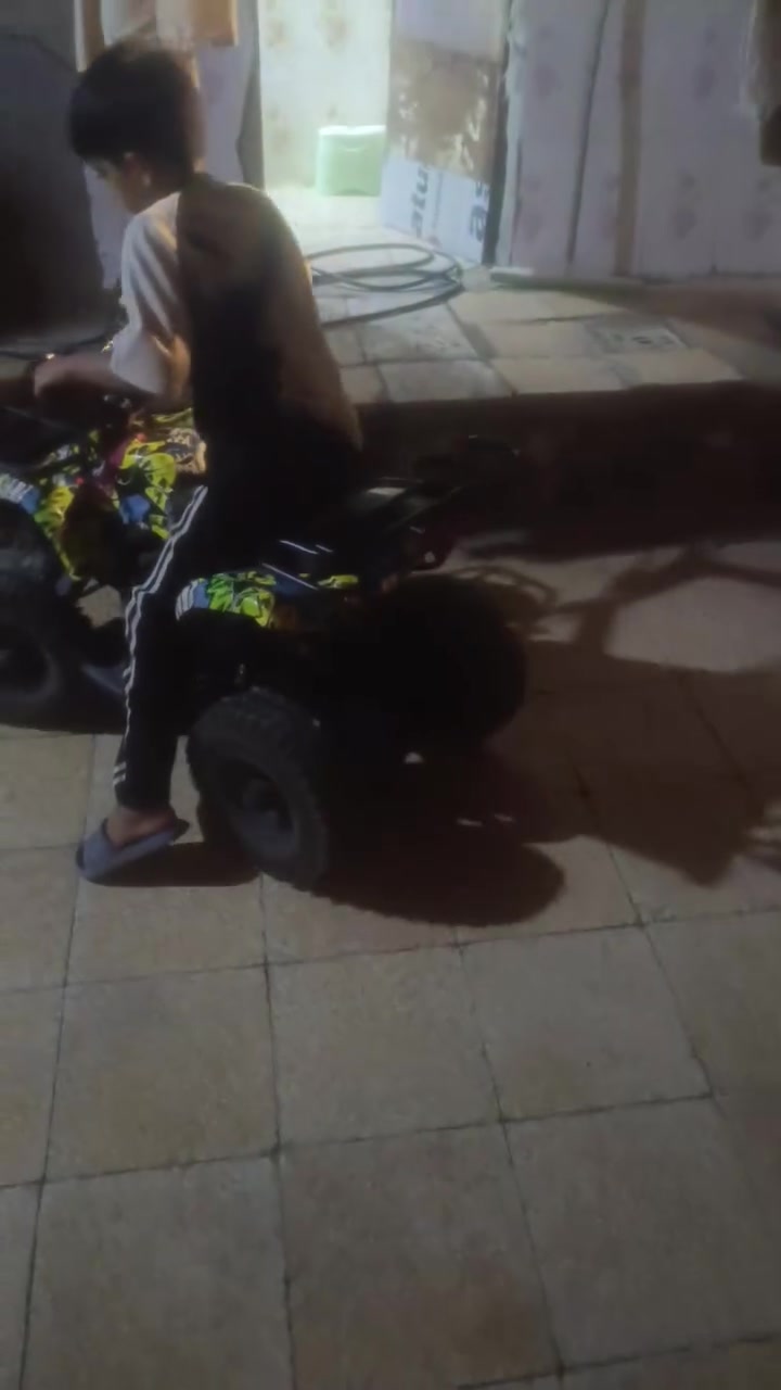 السلام عليكم من رخصت لادمن دراجه بكي شحن ديده ما مستعمله اقل شهر كهرباياتها كلها شغالات السعر 350الف وبيها مجاب قليل ما متواجد على نت هاذ رقم صاحب دراجه  واتساب *********** اني مكلف بل نشر العنوان البصره كرمه علي
