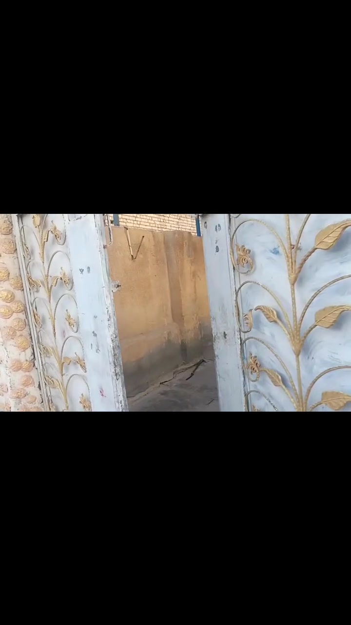 اعاده نشر 
بيت للايجار مساحه جبيره 
غرفتين منام مطبخ واستقبال وصحيات 
الارضيه مطبكه اشتايكر.. حديقه 
موقع البيت قرب شبكه ابو اسماعيل 
الايجار 200الف دينار 
الراغب باالايجار.. الاتصال على الرقم ***********يوجد واتساب
