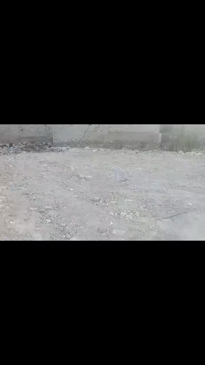 🏠 السلام عليكم ورحمة الله وبركاته 🏠
🏠 إعلان بيع قطعة أرض  🏠
​🏠 المساحة الكلية: 385 متر (تگدر تاخذ المساحة الي تناسبك: 100 متر، 200 متر، 300 متر، أو المساحة كلها).
​🏠 الموقع: سبع قصور - شارع أبو مجيد.
​🏠 المواصفات: كاع حلوة ومرتبة، وجاهزة للبناء مباشرة.
​🏠 السعر والتفاوض:
​🏠 سعر الـ 100 متر: 12  وبها مجال للشراي.
​🏠 ملاحظة: إشكد  تريد؟ 100، 200، 300 متر، أو كلها؟ 
​🏠 للاستفسار أو الشراء يرجى المراسلة أو الاتصال 🏠*********** متواجد واتساب 🏠
