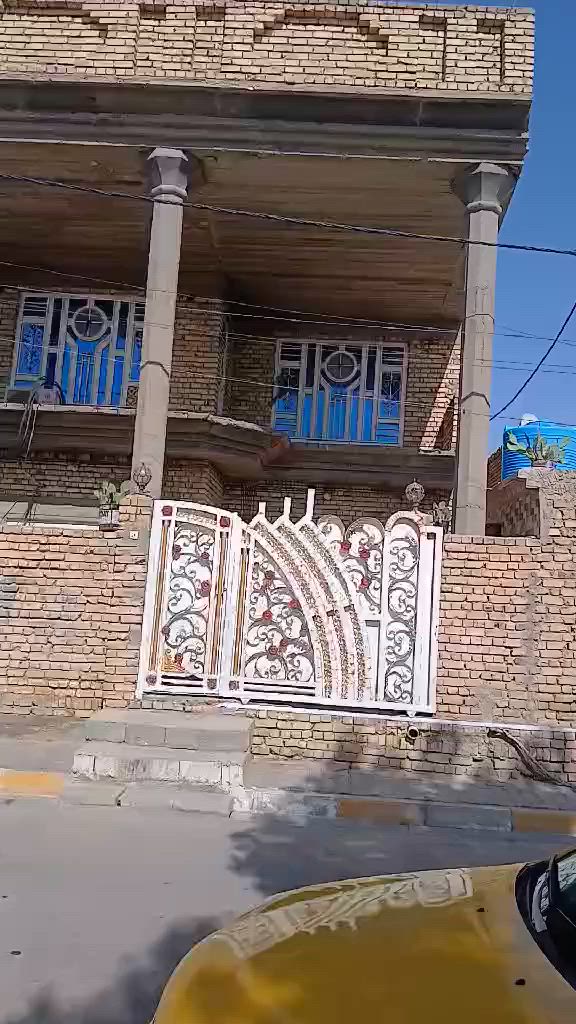 الدار للبيع المساحة ٢٠٠م المكان  قضاء الحي حي سعيد للإستفسار ***********
