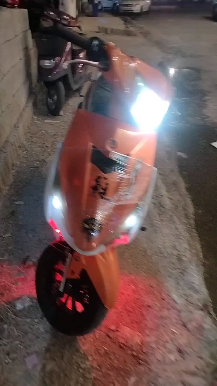 للبيع fs ياباني شرط النضافه بوشه 55 صالنصه fm رياضي شلعه ومعدل سعر 400 وبي مجال كركوك القادسيه 
*********** للتواصل
