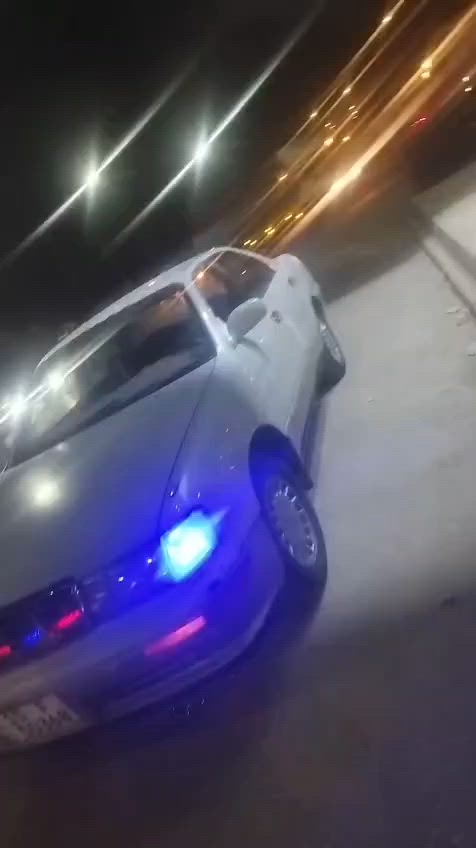 سلام عليكم
اخوان بطه للبيع موديل 1995
بسمي مكينه جديده توني شادها حاويه 
تخم تاير وباتري جديد
تبريد شغال منضومه جديده 
حداديه توني مسويها 
سياره خير من الله 
بس كيرها شوي بده بي ضعف 
كفاله عيب شرعي واصوليات 
مكاني ناصريه مركز  
ب42 وبيها مجال
وبخدمة لشراي***********مكاني ناصريه مركز
