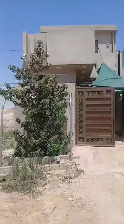 السلام عليكم دار للبيع في منطقة العبور قبل ال كهرباء ال 400
يبعد عن الشارع العام 350م
الدار بناء جديد فول سند 2025 زراعي وصل بلديه وكرت كامل
مساحة 100م
الواجه 5م
العمق 20م
البيت جاهز +ماء و كهرب 
السعر 25 وبي مجال بسيط

للتواصل 
***********

***********
