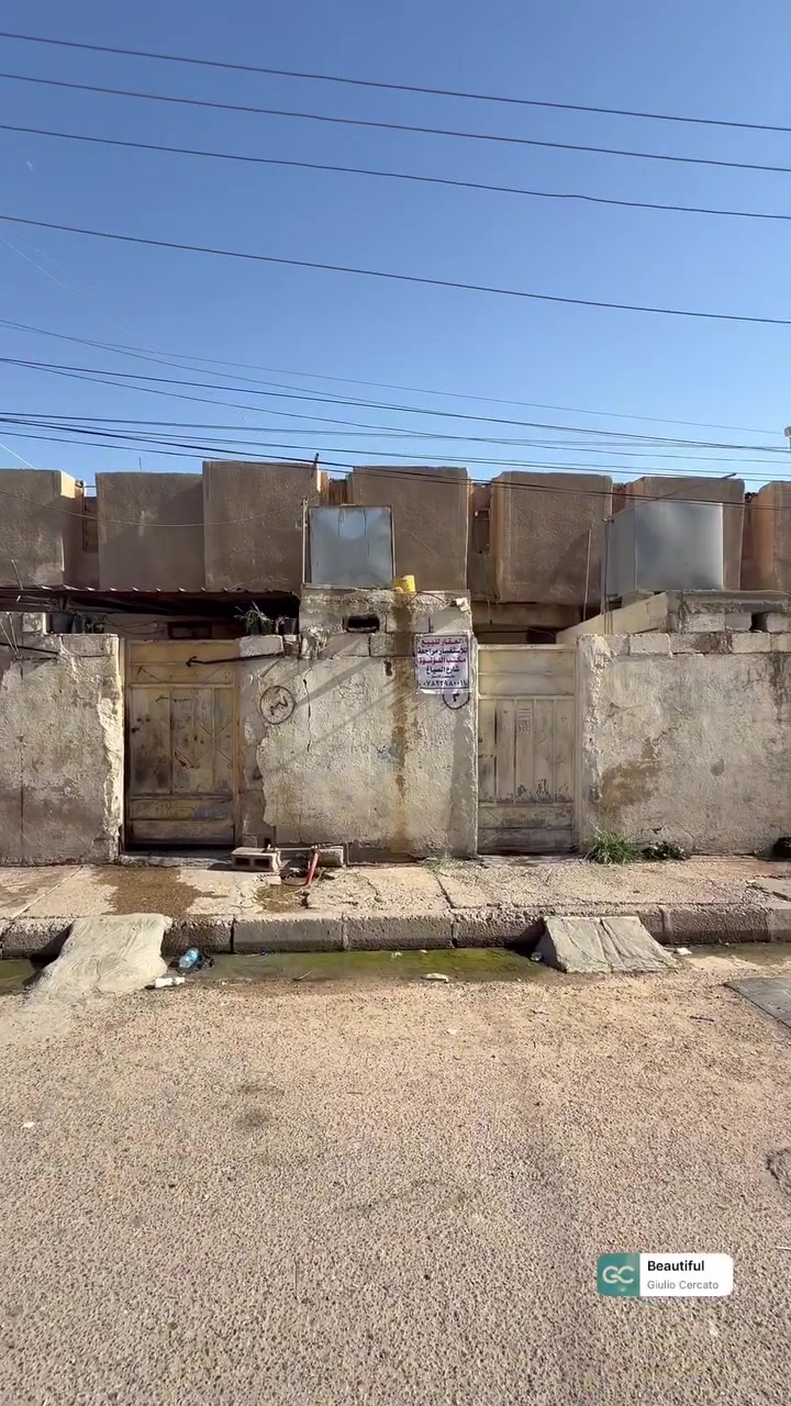 🏠 بيت للبيع في الرمادي!
 التفاصيل: بيت بناء قديم (يُحسب كقطعة أرض)
 المساحة: 285 متر مربع
 الموقع: منطقة الثيلة – قرب مدرسة أحمد شوقي
 السعر: مناسب جداً
📞 للاستفسار والتواصل:
 *********** (عمر)
 *********** (عمر)
🏢 أو زيارة موقعنا:
مكتب اللؤلؤة للعقار – الرمادي، شارع الصياغ.
