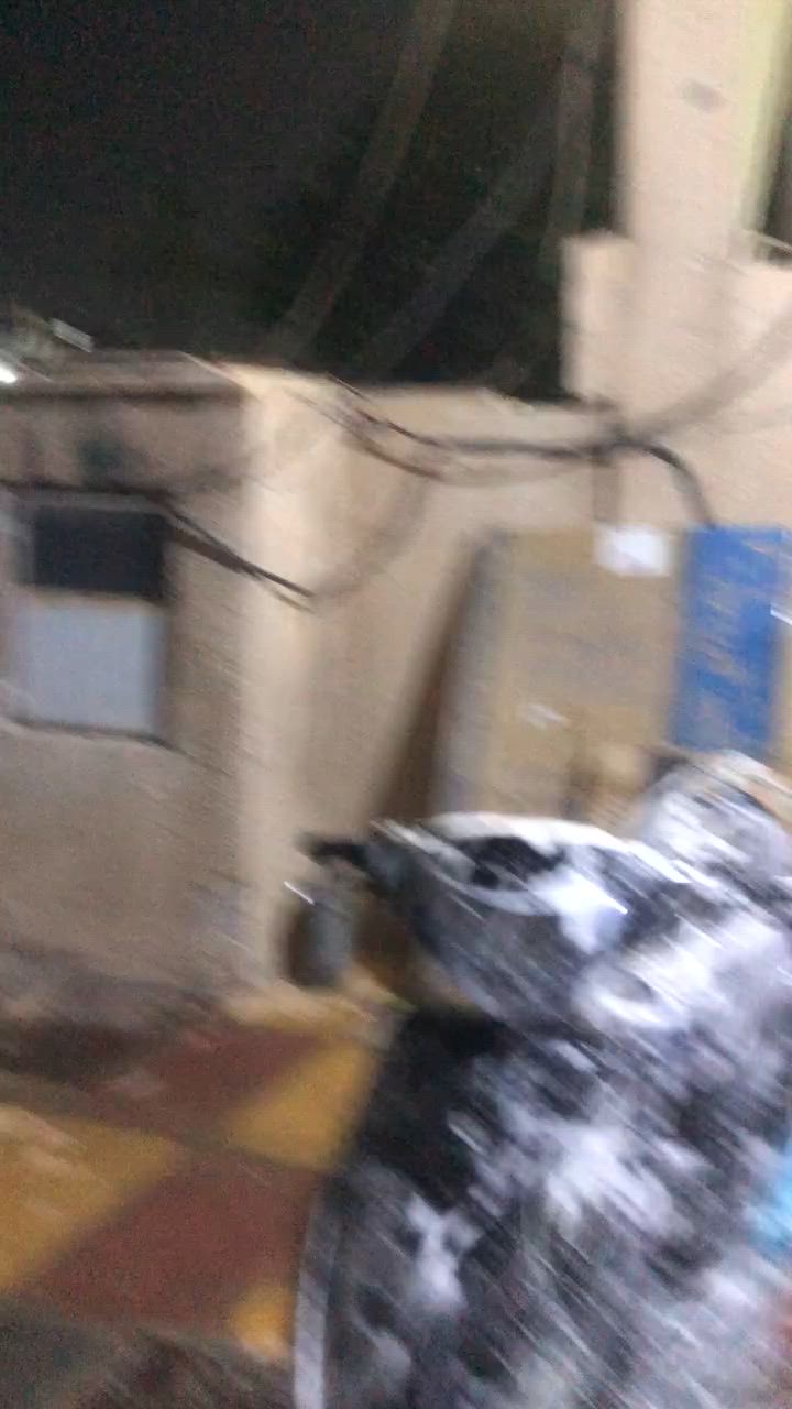 سلام عليكم دراجه ماكس عدله للبيع دراجه مكينه بلاديه وكفرات بلاديه دراجه بيه تزويد خارجي بيه شيال اصلي ويل امامي نجمه وصدر وقبق مال شاصي وكشن رياضي وصالنصه مال مضلع حديث وبيه بعد شغلات مكان بغداد غزاليه رقم ***********
