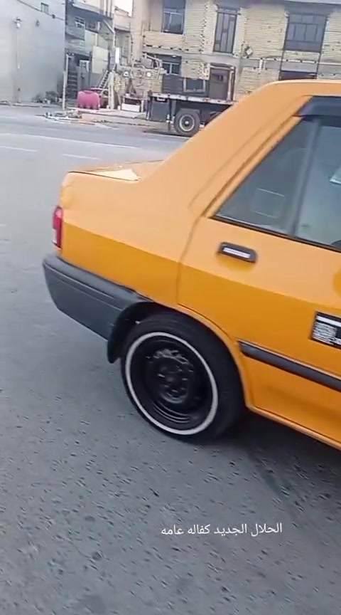 السلام عليكم عندي سايبه مديل 18سياره كفاله عامه من كلشي لا ضربه ولا صبغ ولا معجون ولا تبديل فقط هاي الطخه الموضحه بل منشور كير مكينه جدد شواصي كفاله صدر امامي صدر خلفي جديد تخم تاير جديد خط ابيض وياله جدد سياره شاشه وكامره دوشمه الشركه بيهه سياره جاهزه كبل للشارع تبريد شغال ماشيه 209الف كهربائيات شركه ما بيهه نقص برغي بسمي مصفره هيئه وغرامات تحويل ثاني يوم السعر 40وبيههه مجال للشراي المكان بغداد الشعله خطيب الزراعي رقم***********مكلف بل نشر وهاي تفاصيل كامله وفقط الشراي يتصل

