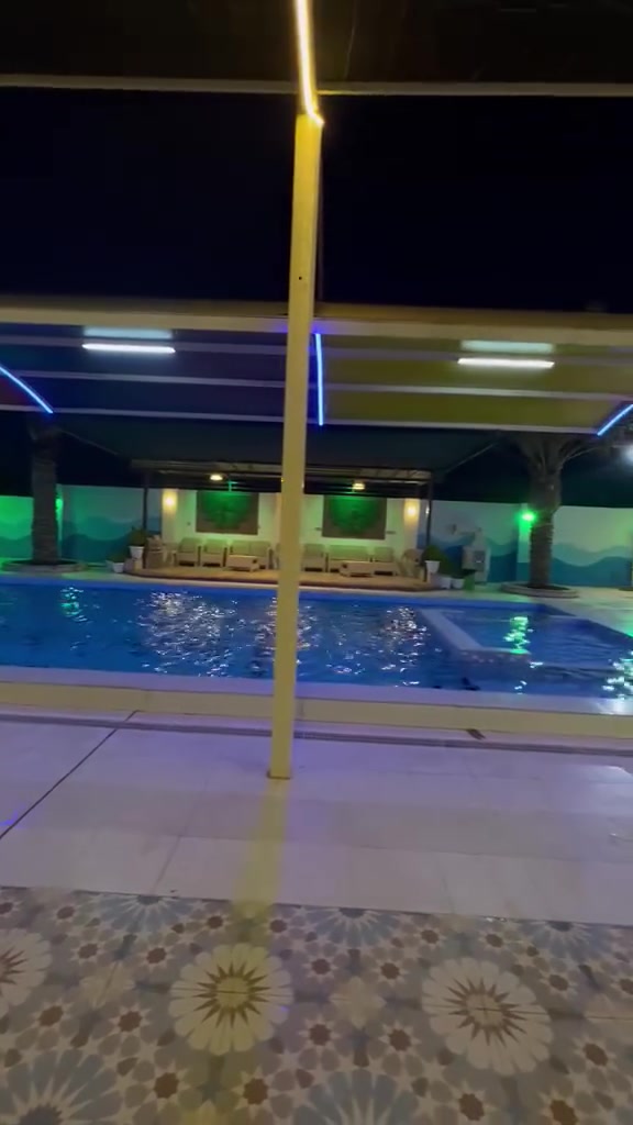 أجواء راقية وخصوصية عالية

✨ أماكن نظيفة⛲ 🌄
✨ حجوزات محدودة 

📩  استمتع بمزرعتنا 🤽‍♂️🔊
نستقبل العوائل فقط ✨

اتصل 📲 ***********
